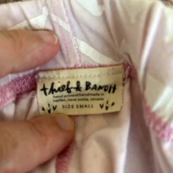 🌸 light pink🌸Thief & Bandit small women leggings, stretch, white, screenprinted - Picture 7 of 7